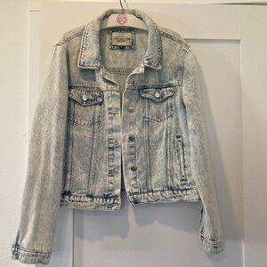 Ashley Vintage Charm | Acid Wash Denim Jacket | Large